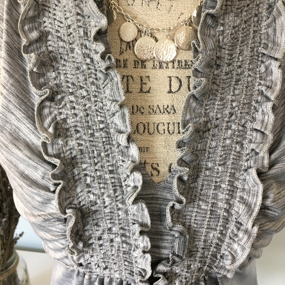 Grey short sleeve blouse - Picture 2 of 4